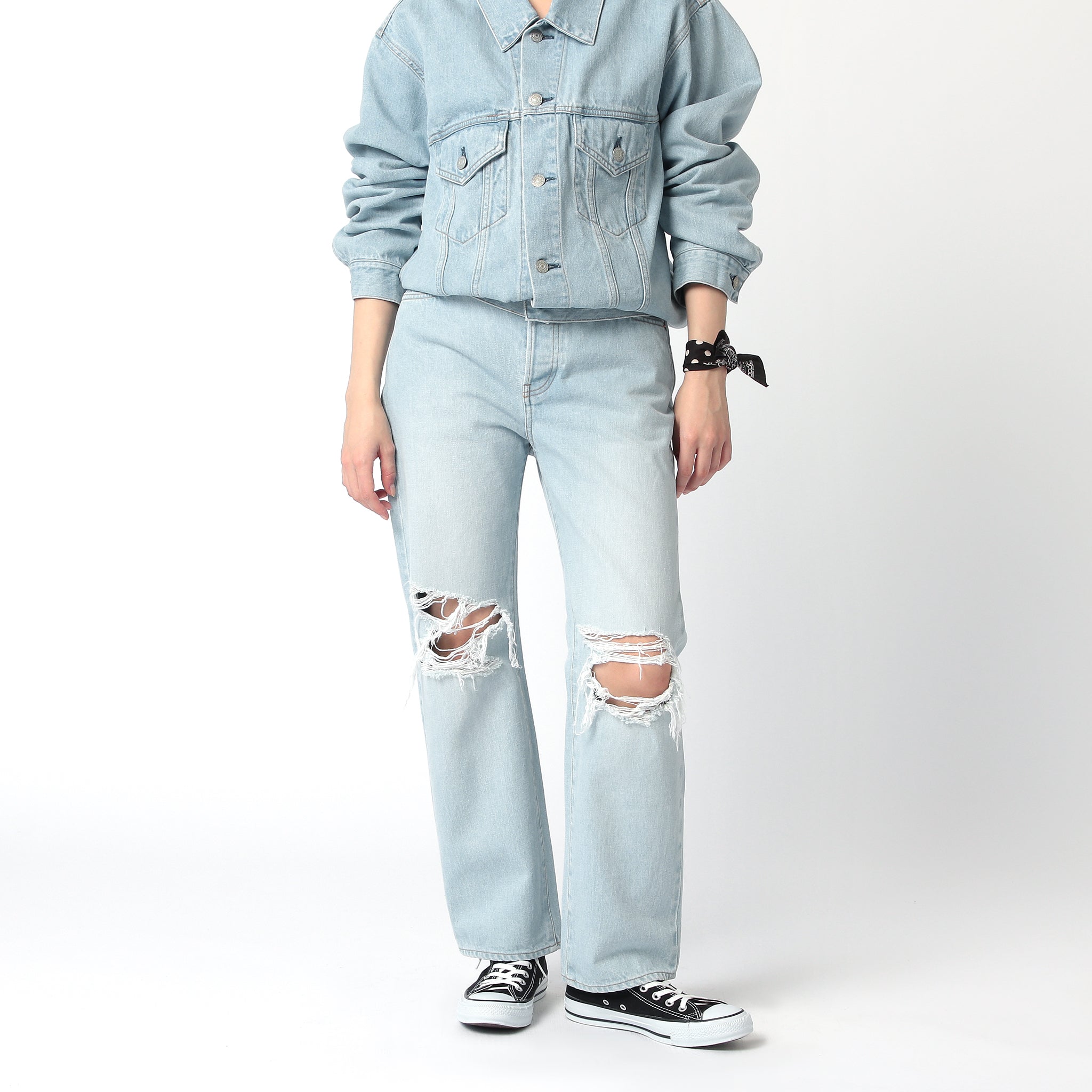 PARIS RIPPED DENIM ICE BLUE（パリスリップドデニムアイスブルー）｜J.B. ATTIRE（ジェービーアタイア）OFFICIAL ONLINE STORE